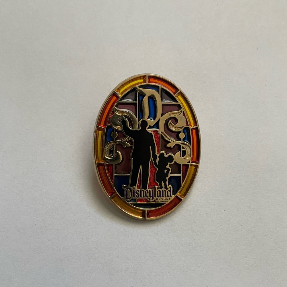 Disney Park Pin Trading Disneyland Stained Glass Mickey Walt Statutes Enamel Pin